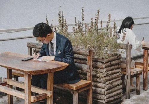 济南侦探取证：人没死立遗嘱有效吗